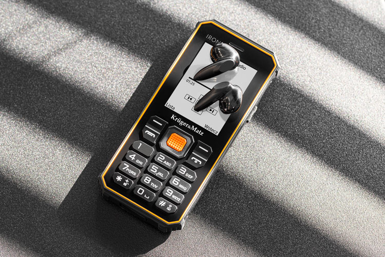 pancerny telefon iron 3 Bluetooth