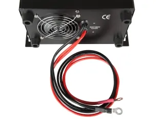 Awaryjne źródło zasilania KEMOT PROsinus-500W przetwornica z czystym przebiegiem sinusoidalnym i funkcją ładowania 12V / 500W