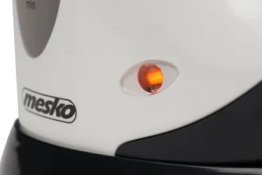 Mały elektryczny czajnik plastikowy Mesko MS 1236c 0,6 L czarny
