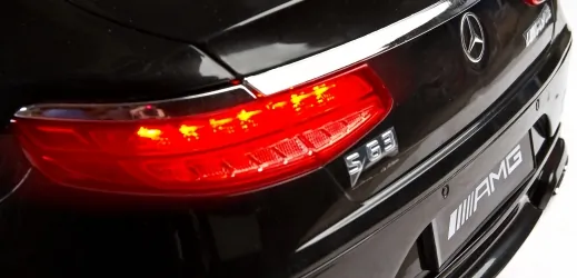 Samochód auto na akumulator Caretero Toyz Mercedes-Benz S63 Coupe akumulatorowiec + pilot zdalnego sterowania - czarny