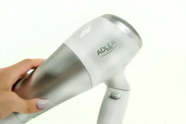 Suszarka do włosów 2200 W Adler AD 2225 zimne powietrze