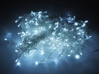 Kurtyna świetlna ozdobna zewnętrzna LTC Moon In The Room sople 250 LED 5m białe