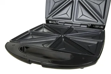 Opiekacz do kanapek XL na 4 tosty Camry CR 3023