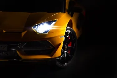 Samochód auto na akumulator Caretero Toyz Lamborghini Aventador SVJ akumulatorowiec + pilot zdalnego sterowania - żółty