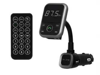 Transmiterem FM z zestawem głośnomówiącym Bluetooth 4.0 czarny + pilot