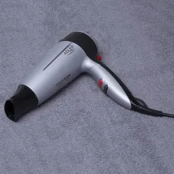 Suszarka do włosów z dyfuzorem 2000 W Adler AD 2239 zimne powietrze składana rączka