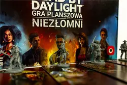 Gra planszowa DEAD BY DAYLIGHT: NIEZŁOMNI - dodatek - Portal Games