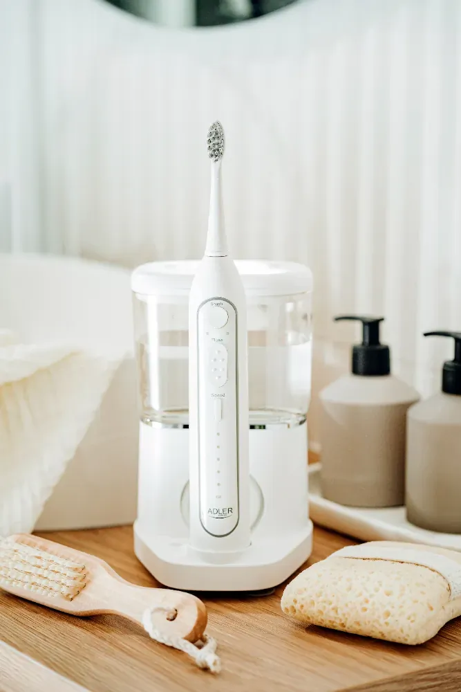 Szczoteczka soniczna do zębów 2w1 z irygatorem Adler AD 2180w - kolor biały