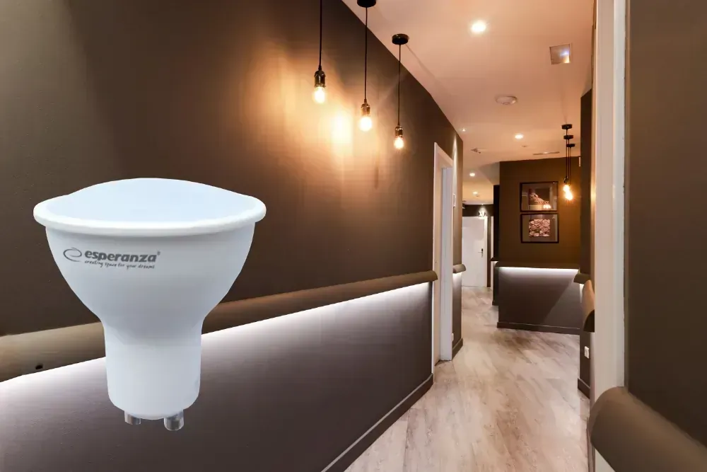 Żarówka LED Esperanza GU10 4W AC230V ciepły biały