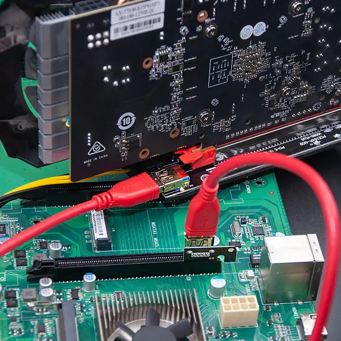 Riser PCI-E Qoltec 1x-16x USB 3.0 ver. 010S SATA / PCI-E 6pin