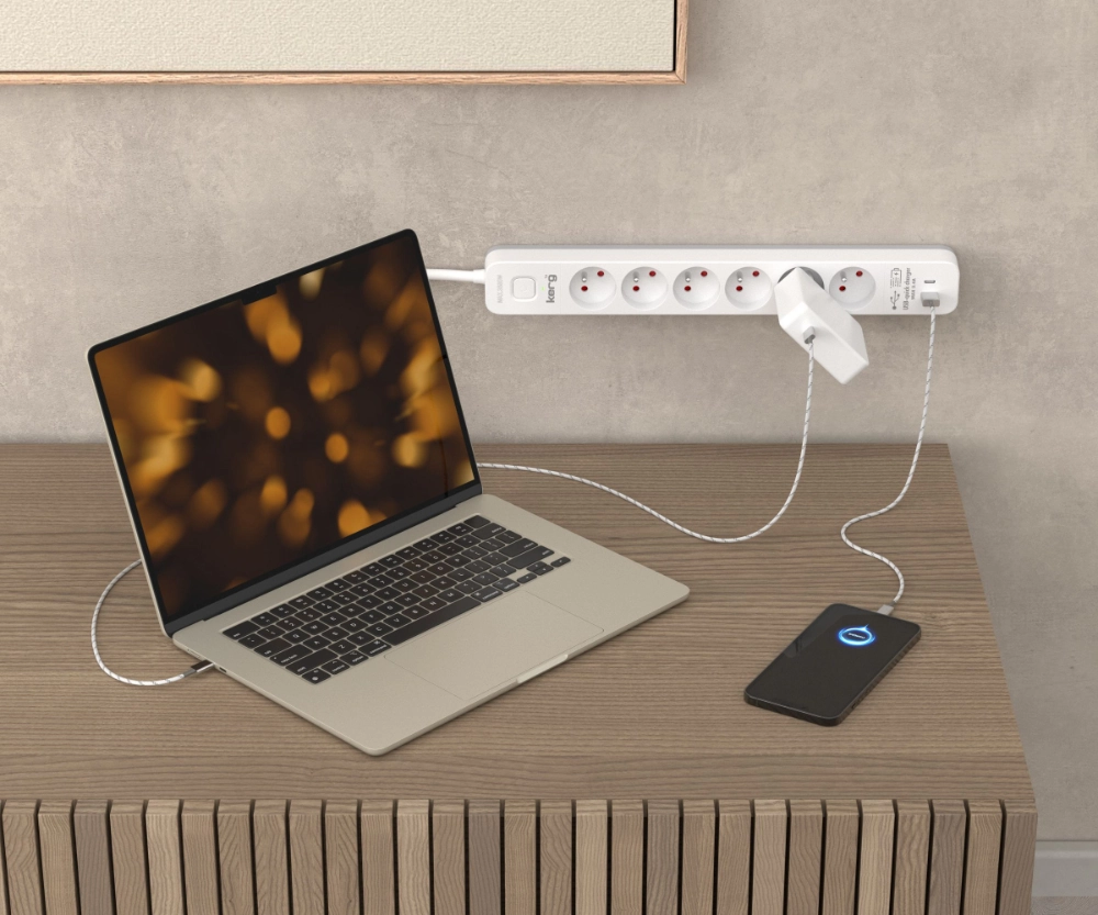 Listwa przedłużacz z wyłącznikiem 6-gniazd 1,5m USB-A USB-C 16A