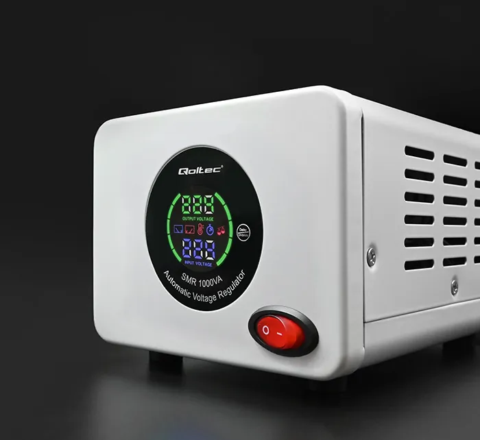 Automatyczny stabilizator napięcia AVR PRO 1000VA 3% 800W Qoltec