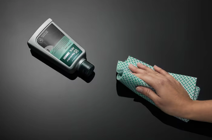 Mleczko do czyszczenia płyt indukcyjnych Electrolux VITRO CARE 300ml