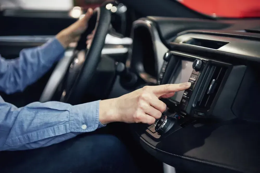 Bezprzewodowy adapter BLOW CarlinKit CarPlay5.0 Android Auto uniwersalny